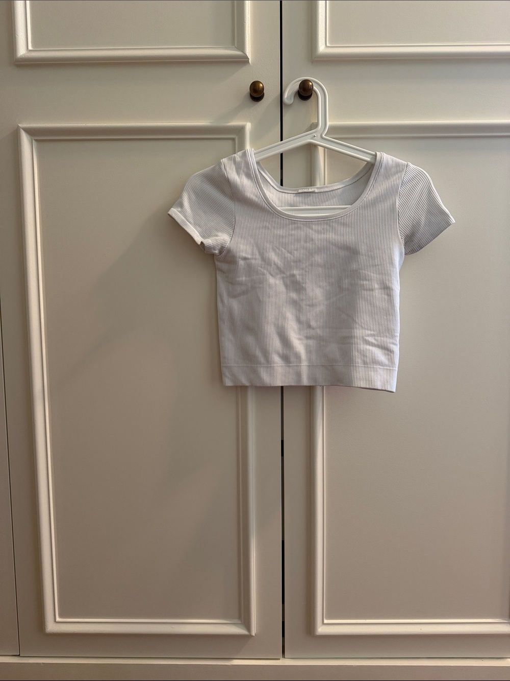 Athleta White Ribbed Short Sleeve Crop Tee